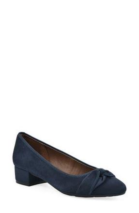 White Mountain Bordeaux Pump in Navy Fabric at Nordstrom Rack, Size 6.5