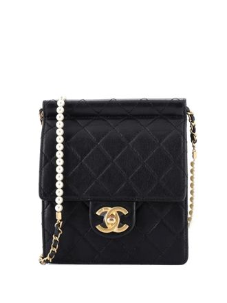 Chanel Pearl Chain Flap Bag Quilted Lambskin Small shoulder bag - women - Calf Leather - One Size - Black