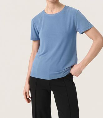 Soaked In Luxury Columbine Short Sleeve T-Shirt In Blue