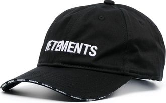 VETEMENTS logo-embroidered curved-peak cap - unisex - Cotton - One Size - Black