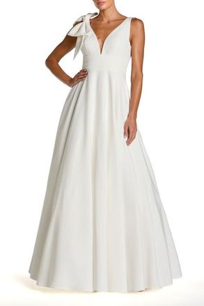 Mac Duggal Womens Crepe Sleeveless Plunge Neck Ballgown With Bow in White at Nordstrom, Size 14