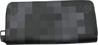 Louis Vuitton Black Galle (Pre-Owned)