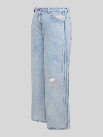 adidas Originals Loose Fit Jeans aus reiner Baumwolle mit Stickereien in Jeansblau, Gr&ouml;&szlig;e 25/30