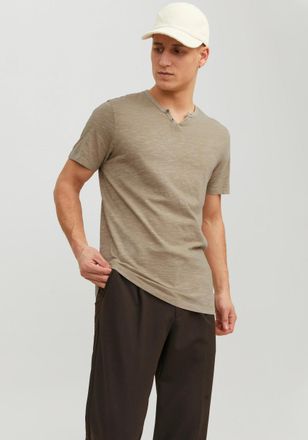 Jack & Jones T-Shirt JACK & JONES JJESPLIT NECK TEE SS NOOS, Herren, Gr. XS, beige (crockery), Jersey, Obermaterial: 100% Baumwolle, unifarben, regular fit taillen