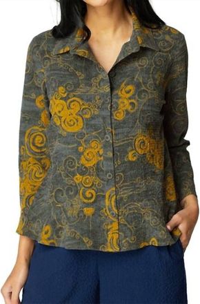 Habitat Crinkle Crepe Woodblock Flounce Top In Black