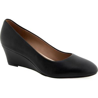 Aerosoles Iris Wedge Pump - Wide Width Available in Black Leather at Nordstrom Rack, Size 8