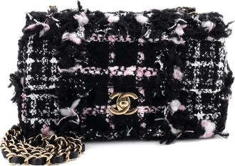 Chanel Classic Single Flap Bag Quilted Tweed and Sequins Mini shoulder bag - Zwart