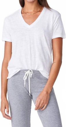 Monrow Relaxed V-Neck Tee In White