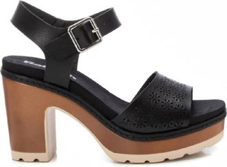 Refresh Womens Heeled Sandals In Black