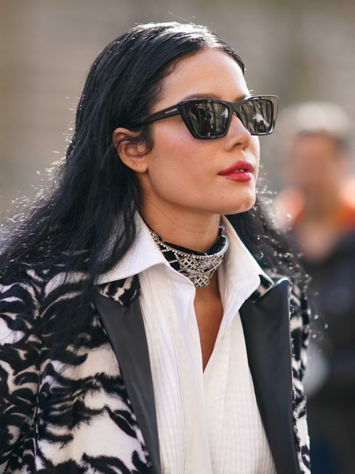 dog collar choker, fetish fashion trend