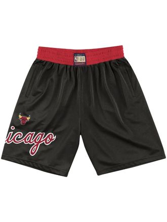 Mitchell & Ness NBA Chicago Bulls 1975 Team Heritage shorts - Zwart