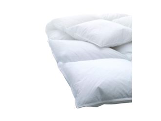 Schubiger M&ouml;bel Ganzjahresduvet Carree Medium