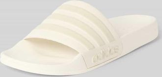adidas Badeschuhe mit Label-Schriftzug Modell ADILETTE SHOWER in Offwhite, Gr&ouml;&szlig;e 10
