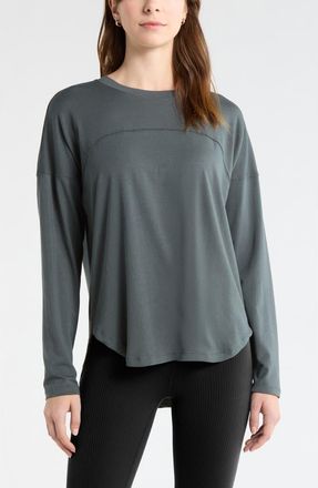 Zella Sueded High-Low Long Sleeve T-Shirt in Green Urban at Nordstrom, Size Xx-Large