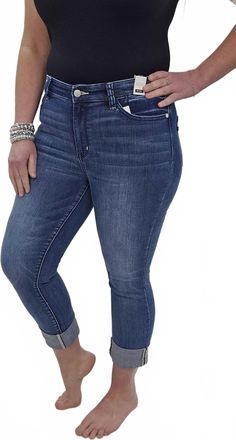 Judy Blue Womens Cuffed Capri In Dark Wash