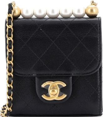 Chanel Chic Pearls Flap Clutch with Chain Quilted Goatskin Mini crossbody bag - Black