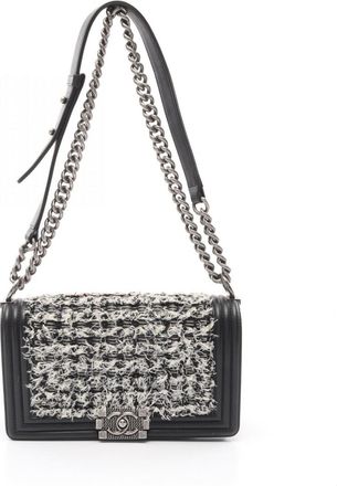 Chanel Leather Fabric Shoulder Bag (Pre-Owned)