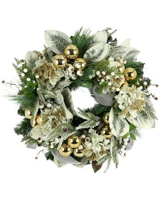 Creative Displays Inc. 28 White Snowy Leaves Holiday Wreath