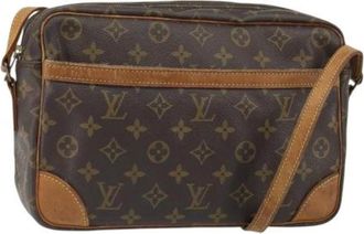 Louis Vuitton Pre-owned Cross Body Bags, female, Brown, Size: ONE SIZE Pre-owned Canvas Cross Body Bag