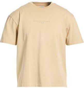 Guess TOPWEAR - T-shirts sur YOOX.COM