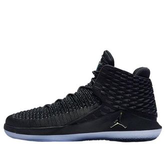 Air Jordan 32 Black Cat AA1253-003