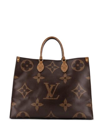 Louis Vuitton OnTheGo Reverse Monogram Giant GM tote bag - Brown