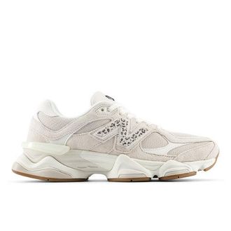 New Balance Unisex 9060 in Grigio/Bianca/Nero/Beige, Pelle Scamosciata/Rete, Taglia 37.5