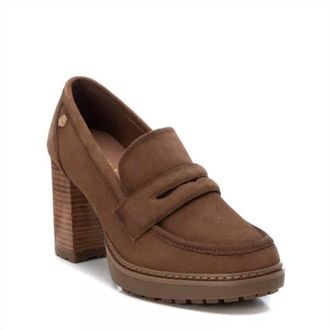Xti Womens Suede Heeled Loafers In Camel