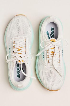 Brooks Revel 8 Sneakers