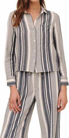 Bella Dahl Long Sleeve Crop Pocket Shirt In Worn Navy Stripe