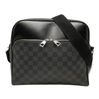 Louis Vuitton Pre-owned Cross Body Bags, male, Black, Size: ONE SIZE Pre-owned Dayton Reporter MM