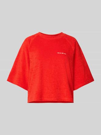 Jake*s Casual T-Shirt aus Frottee mit Statement Stitching in Kirsche, Gr&ouml;&szlig;e XXL