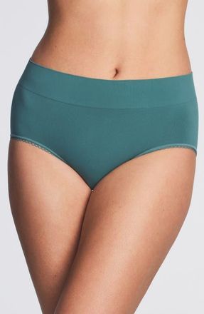 Wacoal Feeling Flexible Briefs in Silver Pine at Nordstrom, Size Xx-Large