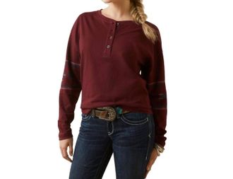 Ariat Relaxed Henley Top In Tawny Port