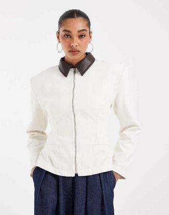 Asos Giacca stretta in vita in tela &eacute;cru con zip-Bianco