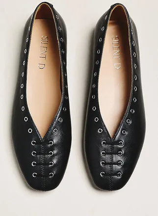 Silent D Lonny Grommet Lace-Up Flats