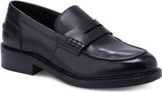 Eastland Evie Penny Loafer in Black at Nordstrom, Size 8.5