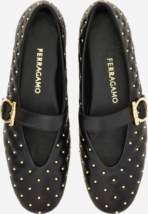 Ferragamo Womens Ballerina Flats Nappa Leather Black