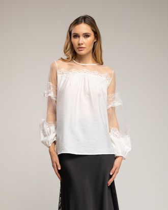 Tantra Chiffon blouse met mouwen en schouders van tule en kantdetails