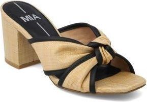 Mia Hania Block Heel Sandal in Natural With Black at Nordstrom Rack, Size 6.5