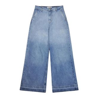 Munthe Blue Lecube Trousers Model