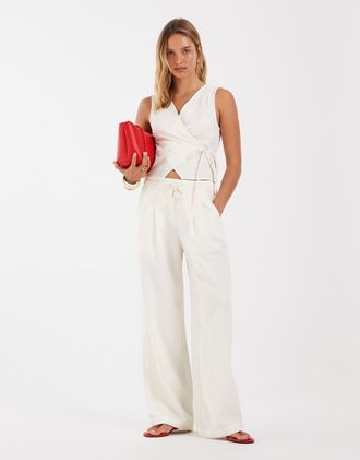 Object Pantaloni sartoriali color crema allacciati in vita in coordinato-Bianco