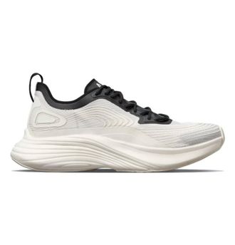 Athletic Propulsion Labs Womens Streamline Running Shoes In Ivory/black