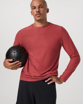 Vuori Clothing Long Sleeve Strato Tech Tee | Fire Heather | Medium