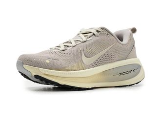 Nike Vomero 18 SE Womens Shoes Cream Ii/Metallic Gold Grain/Coconut Milk : 11.5 B - Medium, Rubber
