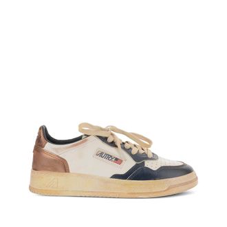 Autry Medalist Low Super Vintage Sneakers