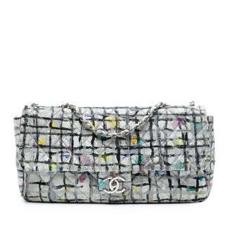 Chanel Pre-owned Womens Medium Calfskin Hand Painted Graffiti Flap - Light Grey Leather - One Size