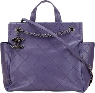 Chanel Pre-owned Handbags, female, Purple, Size: ONE SIZE Pre-owned Vintage Leather Handbag