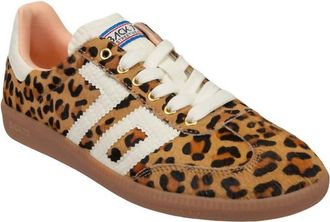 Back70 Womens Cloud Sneakers In Leopard Camel White