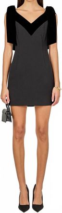 endless rose Mollie Velvet Detail Mini Dress In Black